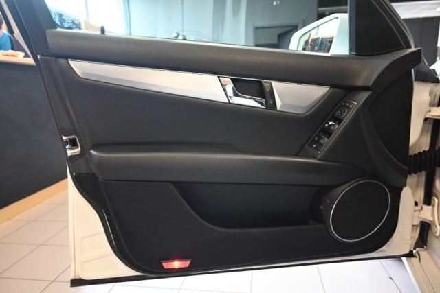 MERCEDES-BENZ C 200 usata 38