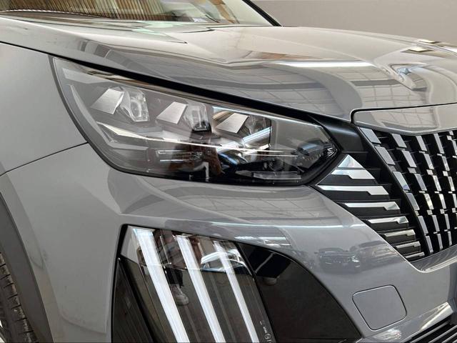 PEUGEOT 2008 usata, con Autoradio digitale