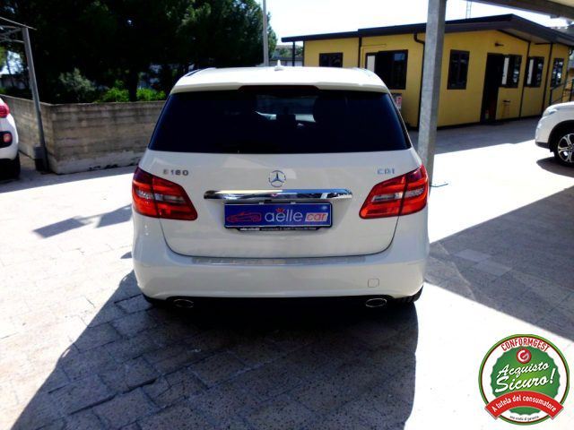 MERCEDES-BENZ B 180 usata, con Autoradio