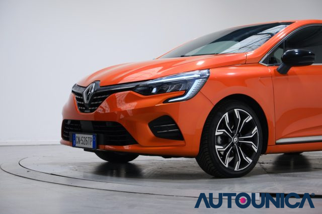RENAULT Clio usata, con Controllo trazione