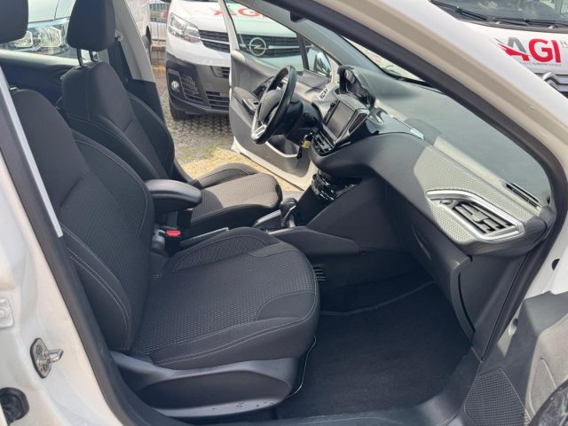 PEUGEOT 208 usata, con Climatizzatore