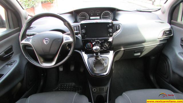 LANCIA Ypsilon usata, con USB