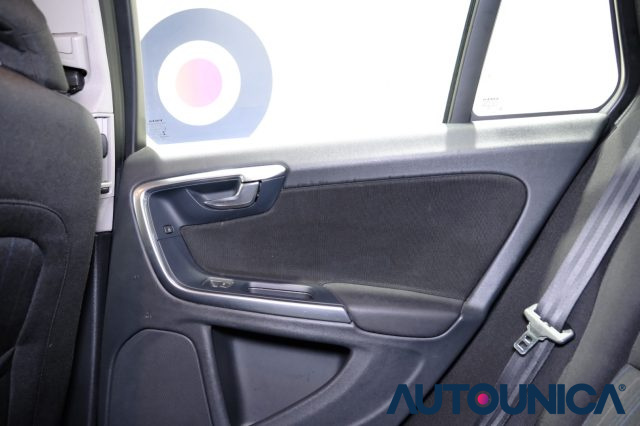 VOLVO V60 usata 36