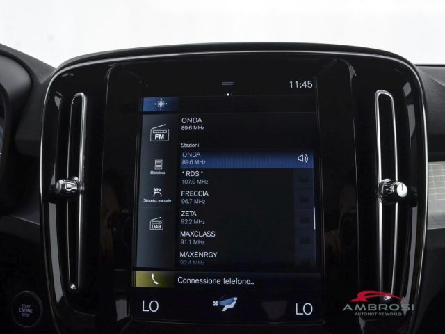 VOLVO XC40 usata 13