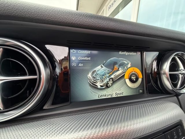 MERCEDES-BENZ SLC 300 usata, con Bracciolo