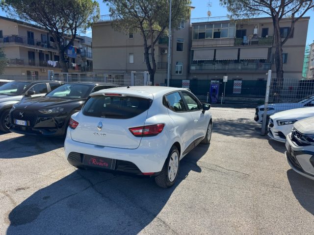RENAULT Clio usata, con Autoradio