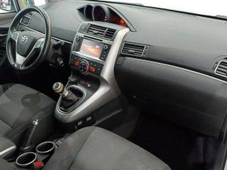 TOYOTA Verso usata, con Controllo trazione