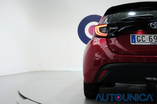 TOYOTA Yaris usata 51