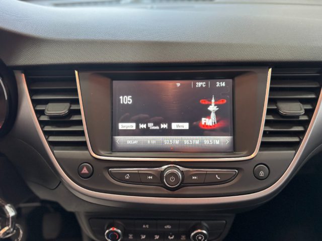 OPEL Crossland X usata, con USB