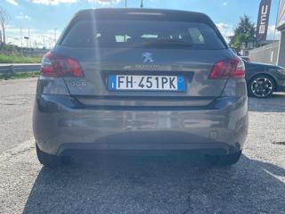 PEUGEOT 308 usata, con Alzacristalli elettrici