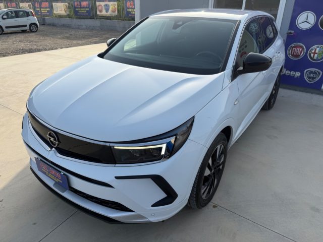 OPEL Grandland usata, con Autoradio
