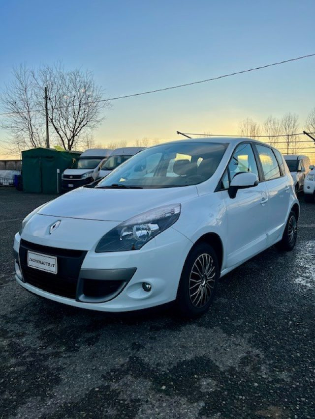 RENAULT Scenic usata, con Airbag