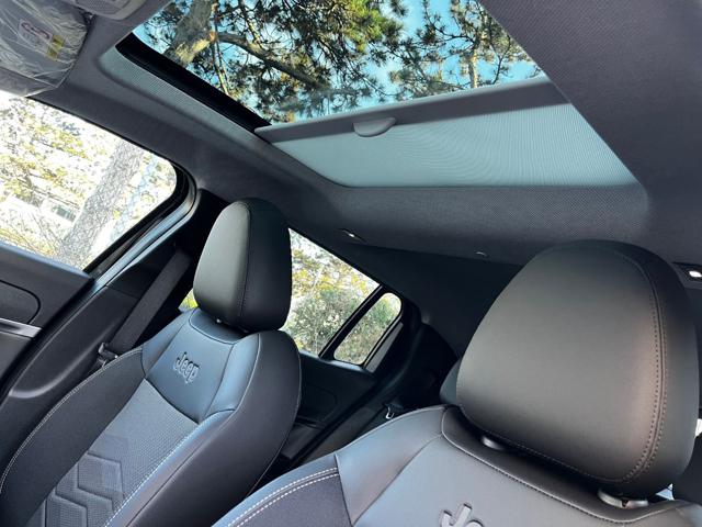 JEEP Avenger usata, con Controllo automatico clima