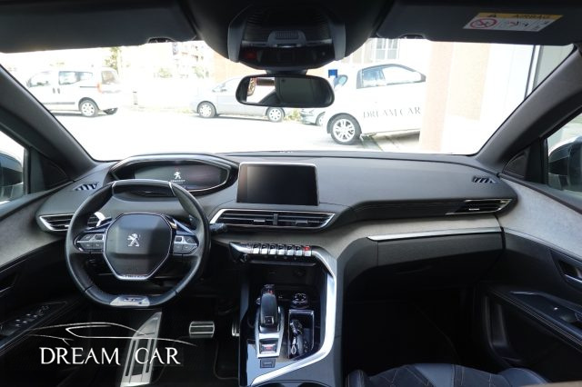 PEUGEOT 5008 usata, con Cerchi in lega
