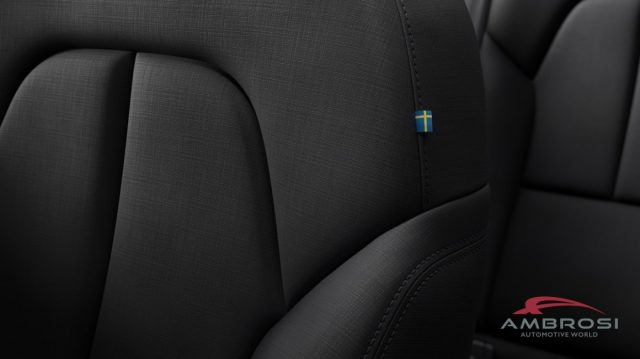 VOLVO XC40 usata 9