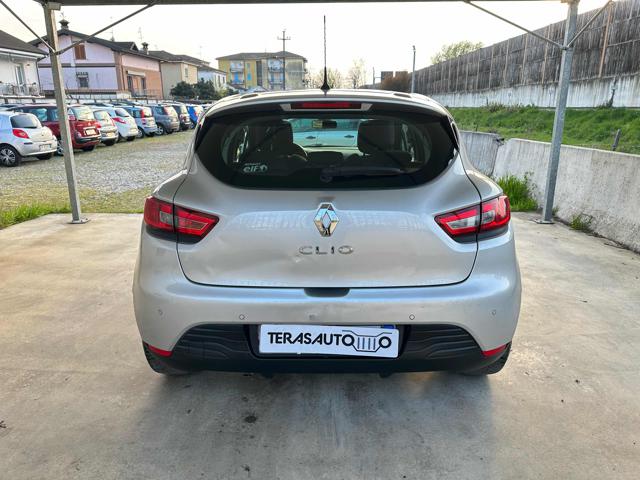 RENAULT Clio usata, con Alzacristalli elettrici