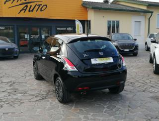 LANCIA Ypsilon usata, con Airbag laterali