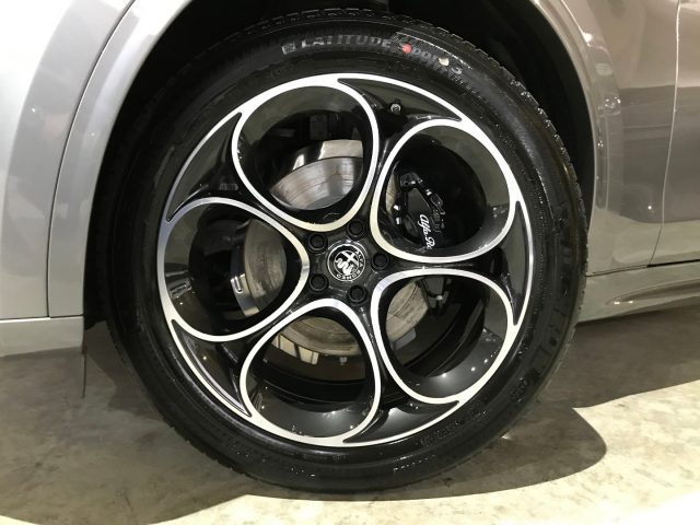 ALFA ROMEO Stelvio usata, con Alzacristalli elettrici