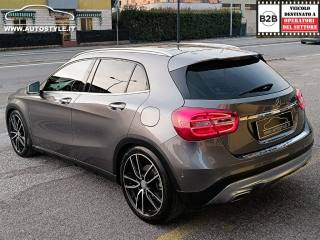 MERCEDES-BENZ GLA 220 usata, con Hill holder