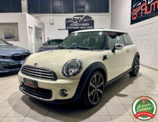 MINI One 1.6 16V One (72kW) *NEOPATENTATI*AUTOMATICO*18"*