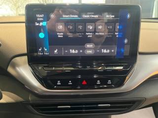 VOLKSWAGEN ID.4 usata, con Fari LED