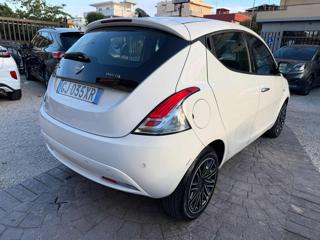 LANCIA Ypsilon usata, con Autoradio