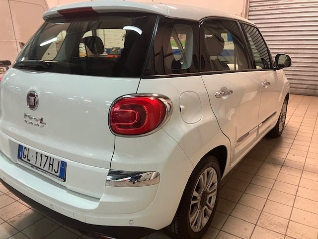 FIAT 500L usata, con Autoradio