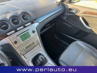FORD Galaxy usata, con Autoradio
