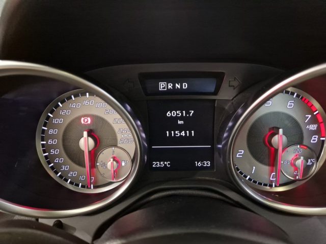 MERCEDES-BENZ SLK 200 usata, con Park Distance Control