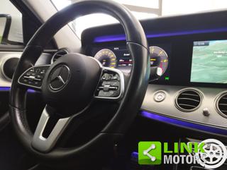 MERCEDES-BENZ E 220 usata 25