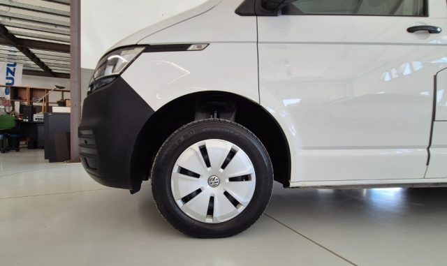 VOLKSWAGEN Transporter usata 26