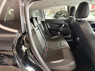 PEUGEOT 2008 usata, con Sedili sportivi