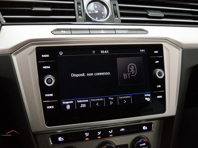 VOLKSWAGEN Passat Variant usata 33