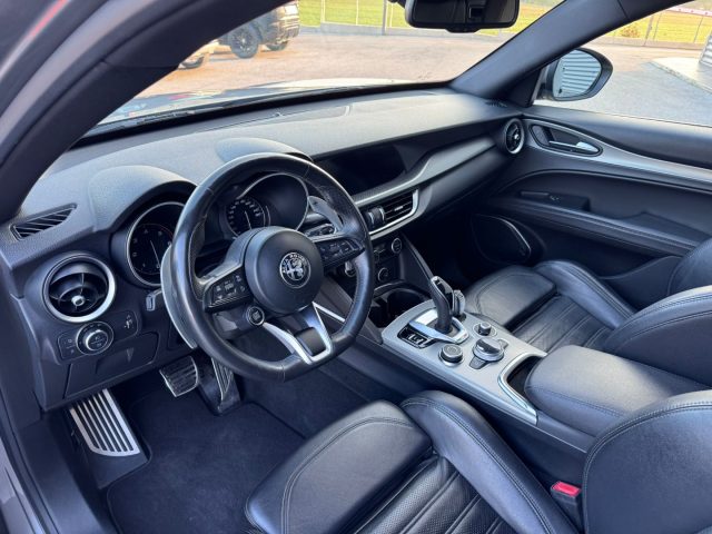 ALFA ROMEO Stelvio usata, con Controllo automatico clima