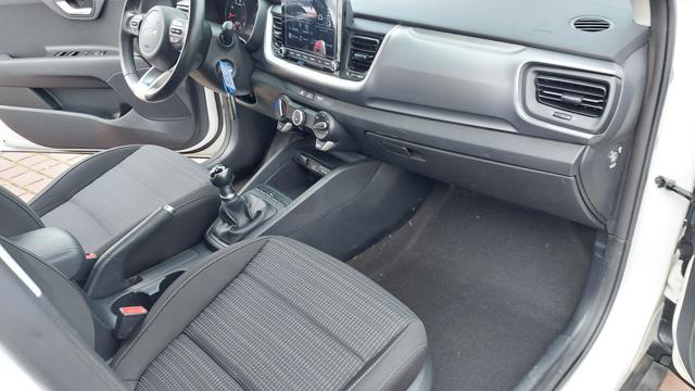 KIA Stonic usata, con USB