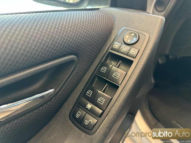 MERCEDES-BENZ B 200 usata, con Sistema di navigazione