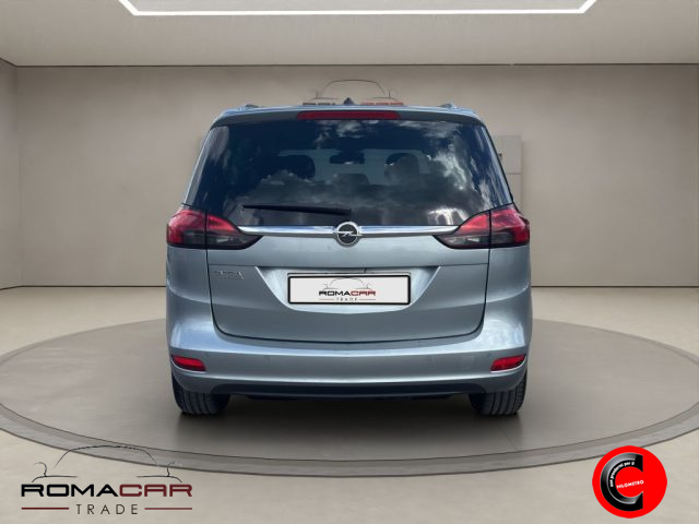 OPEL Zafira Tourer usata, con Alzacristalli elettrici