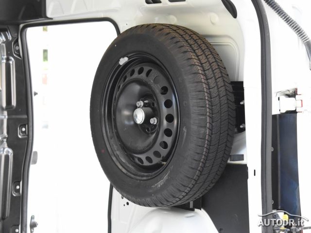 FIAT Doblo usata, con Park Distance Control