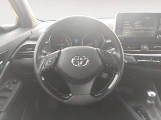 TOYOTA C-HR usata, con Sistema di navigazione