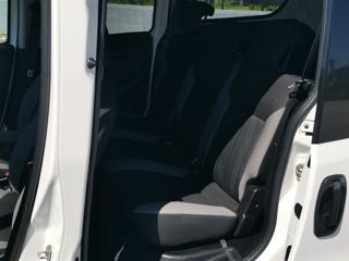 FIAT Doblo usata, con Alzacristalli elettrici