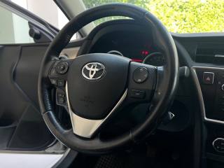 TOYOTA Auris usata 29