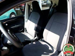 VOLKSWAGEN up! usata, con ESP