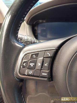 JAGUAR F-Pace usata, con Climatizzatore