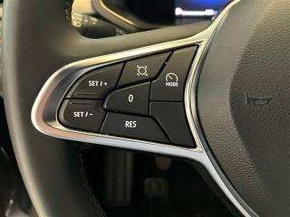 RENAULT Captur usata, con Sensori di parcheggio posteriori