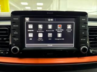 KIA Stonic usata, con Sedile posteriore sdoppiato