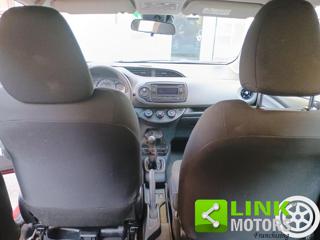 TOYOTA Yaris usata 25