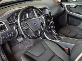 VOLVO XC60 usata, con Sedile posteriore sdoppiato