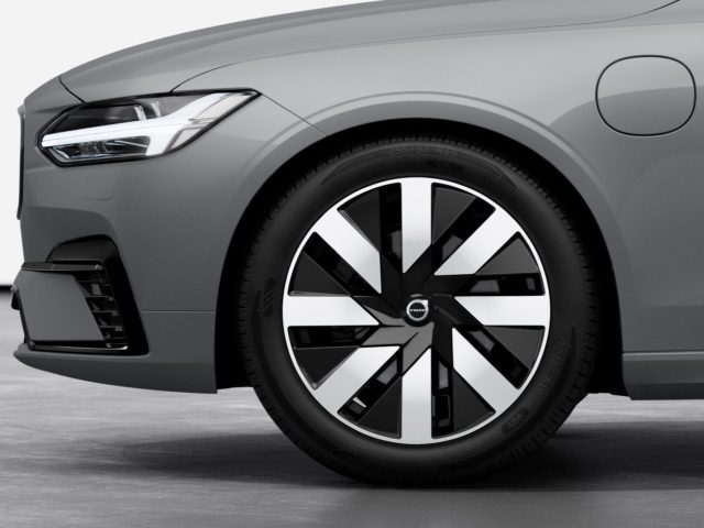VOLVO V90 usata, con Autoradio