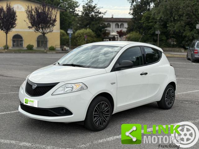 LANCIA Ypsilon usata, con ABS