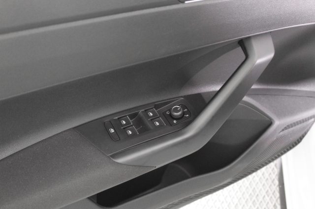 VOLKSWAGEN Polo usata, con Fendinebbia
